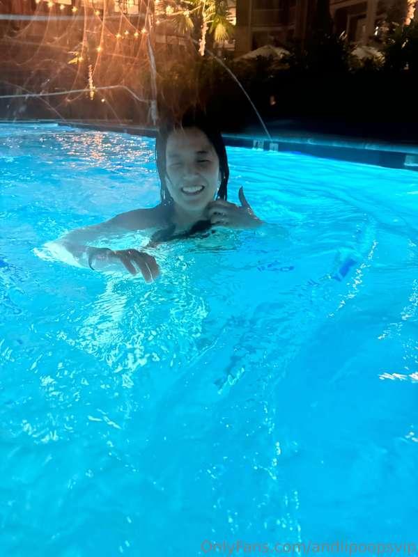 Swimming makes me so happy recently!!!