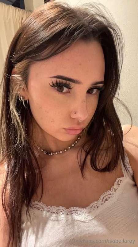 I was home alone and so horny!🤭 so I played with myself unti..