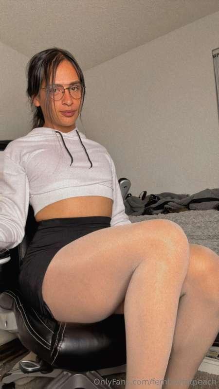femboyfatpeach image #1