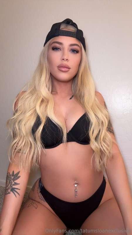 The only thing I want to eat for dinner tonight…is you 🍆