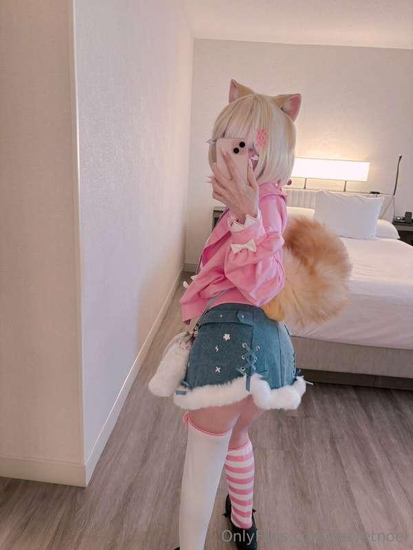 Some coplays you shouldn't bend over in~ 