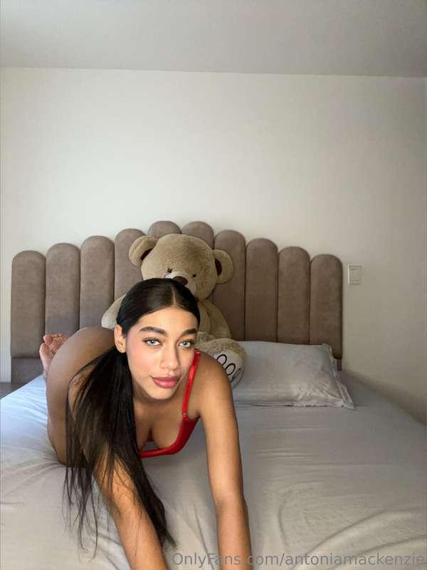 I made space for you… and some very bad ideas 😈 should I beh..