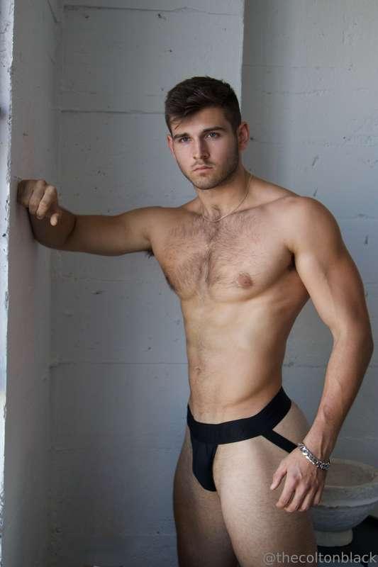 Are you a jock or briefs lover?   📸 @shotbyshams