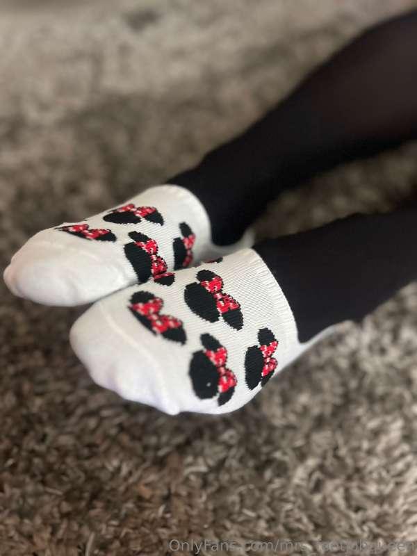 mrs_footjobqueen image #6