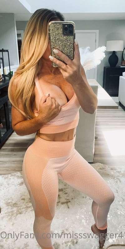 Do you want a peak?😘