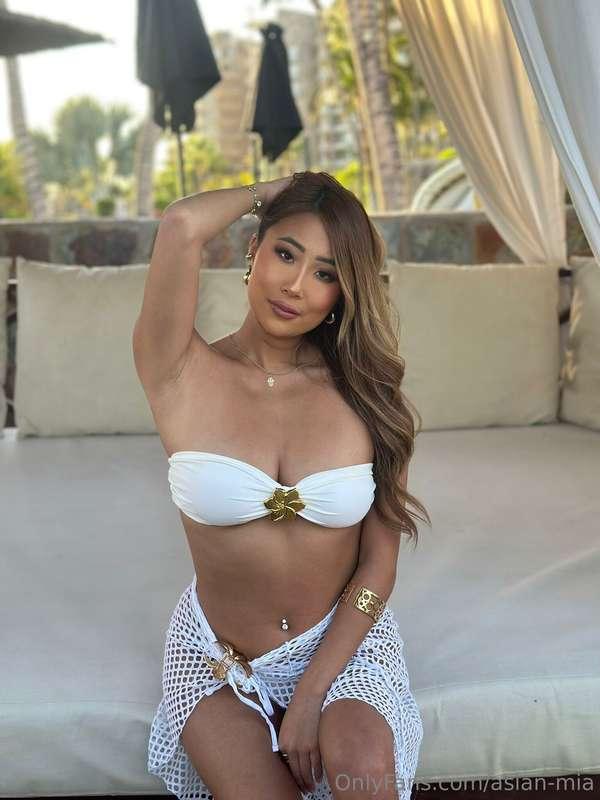 asian-mia image #2