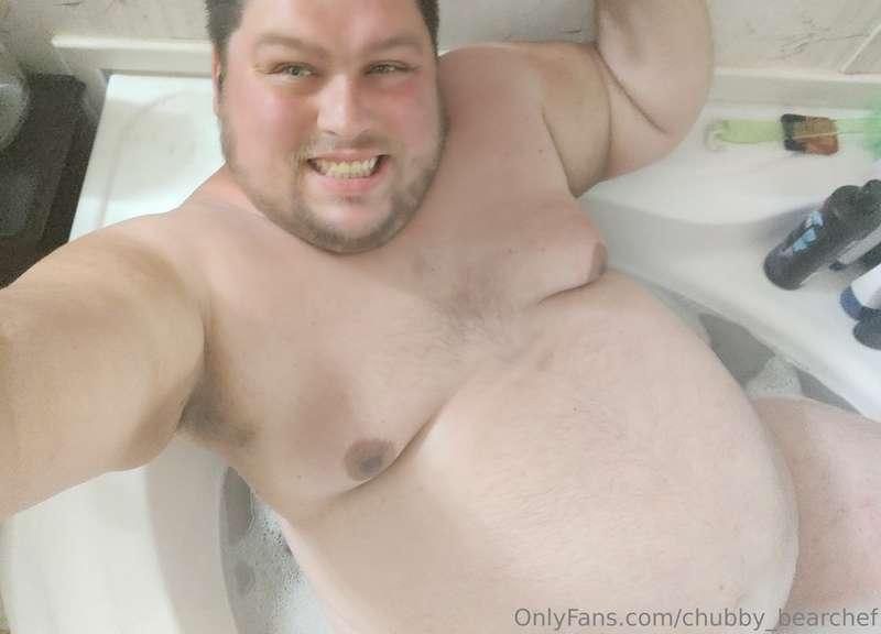 Who wants to take a bath with me