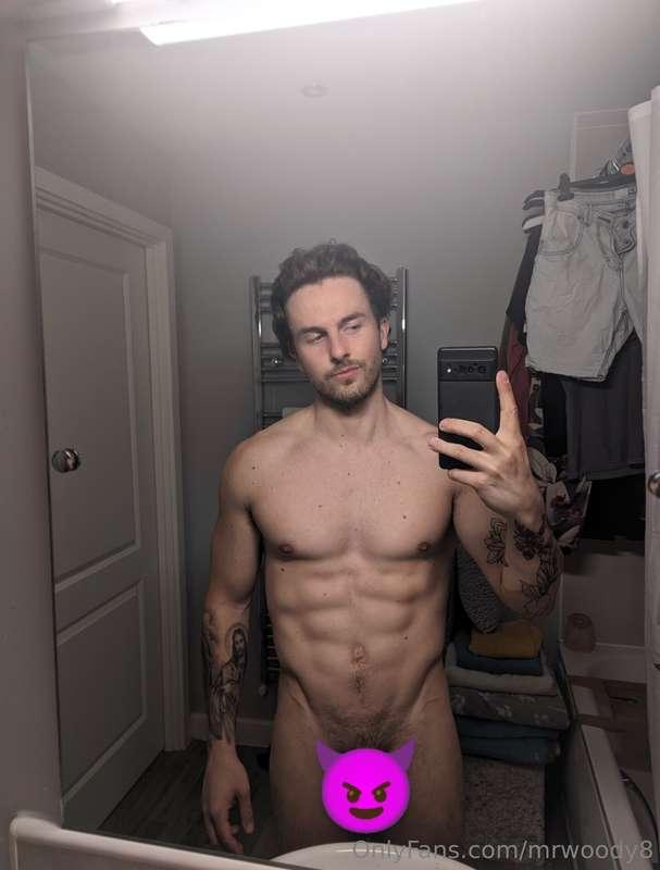 Feeling horny this evening ? 😉