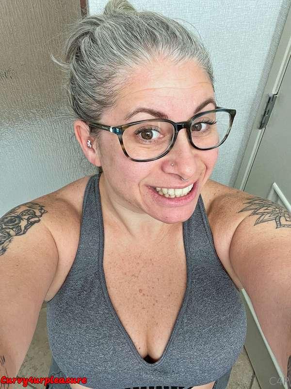Morning, last night was so hot lol!! Enjoy your day!!!