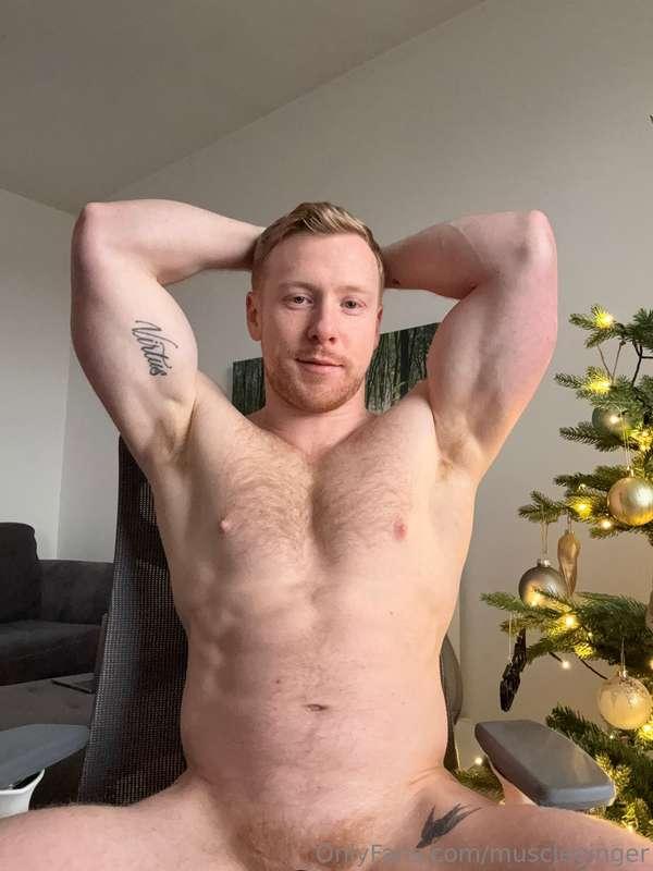 Who’s excited for Christmas? Daddy will drop a big surprise ..