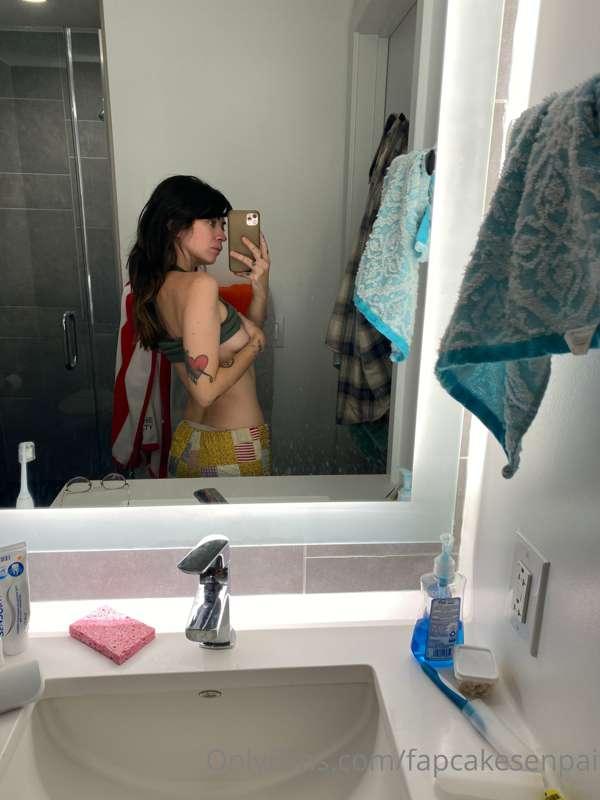 Some quick pics before heading in the shower!