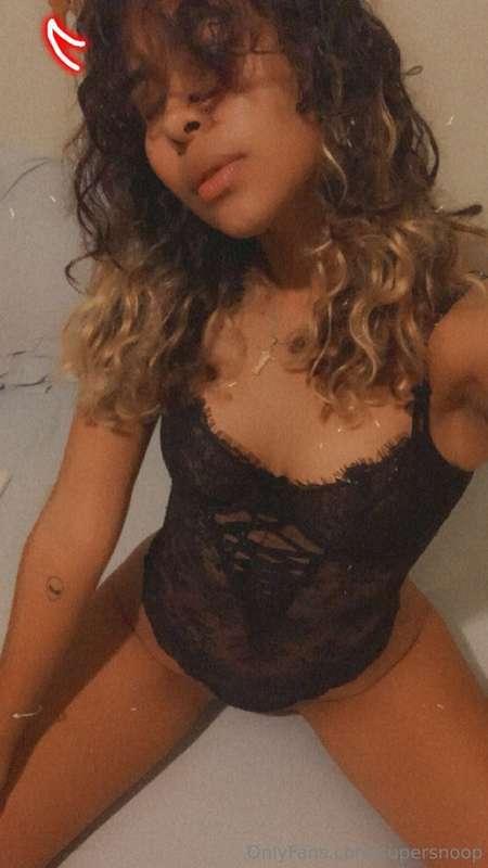 Who wants to take this off? 🤤