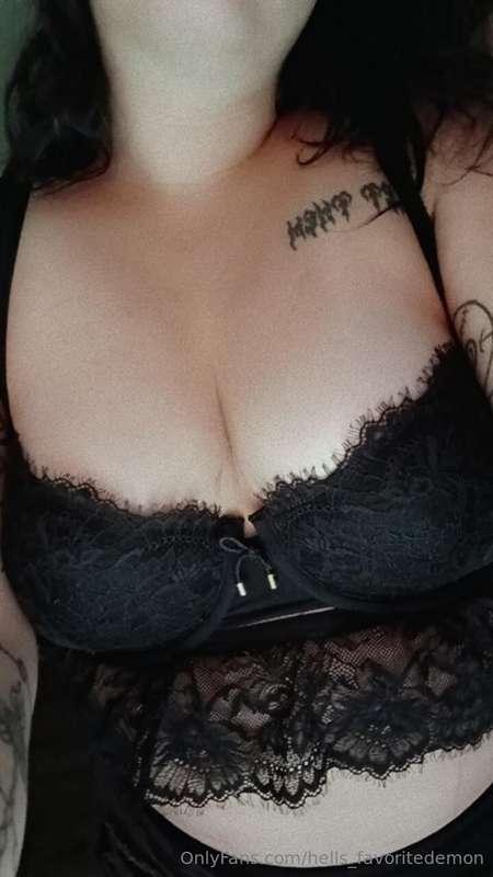 hells_favoritedemon image #1