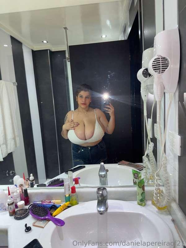 danielapereiraof21 image #4