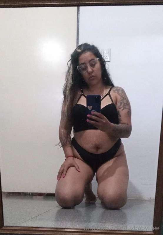 @luzbabyfree    💋    @luzbabyfree 🍭new here, do you want to ..