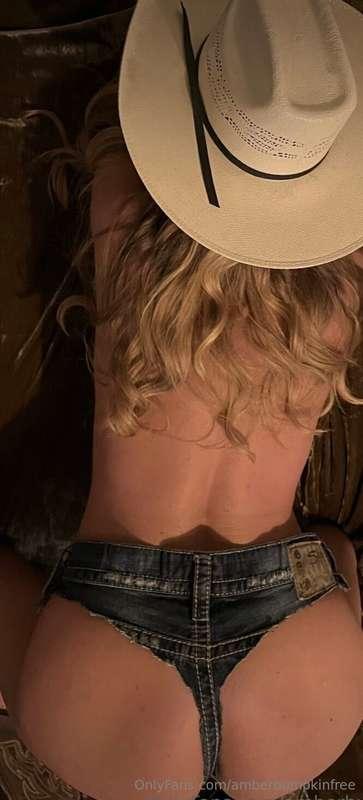 Cowgirls do it with their hats on…