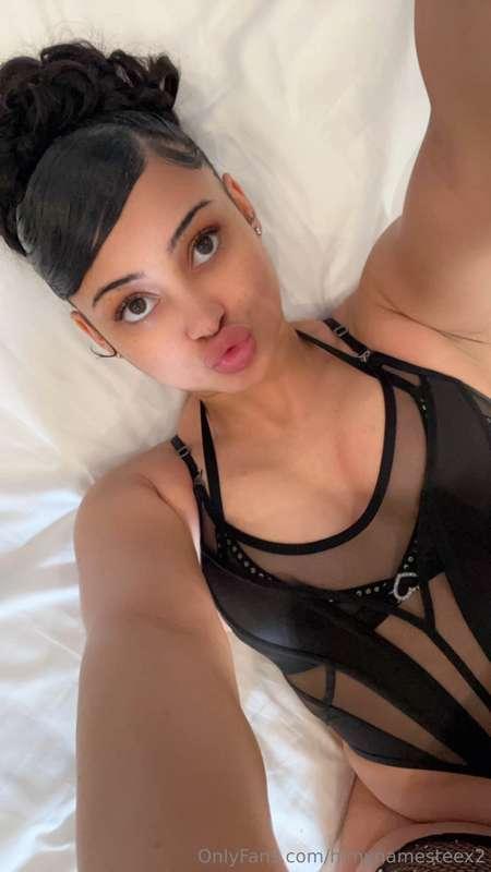 😘