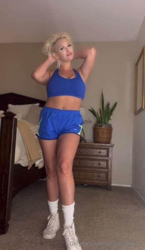 Wanna join me for a night run? 🥵🥵