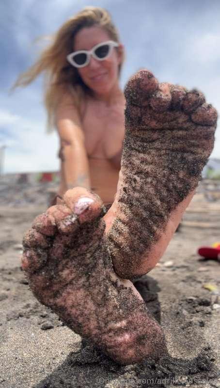 Let me rub your back w my feet and make you suffer a little ..