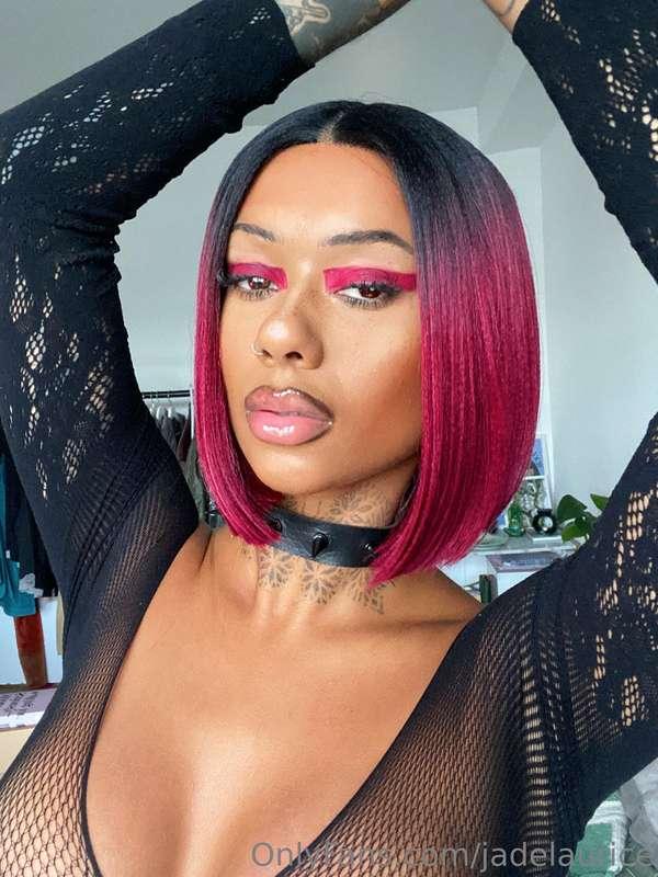 I am the gift bitch 🎁