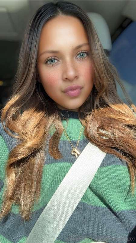 Newest selfie ✨ 
