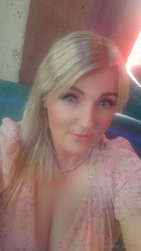 Would you rather always have sex with the lights on or off?