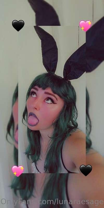 Who wants a custom today in my bunny maid outfit