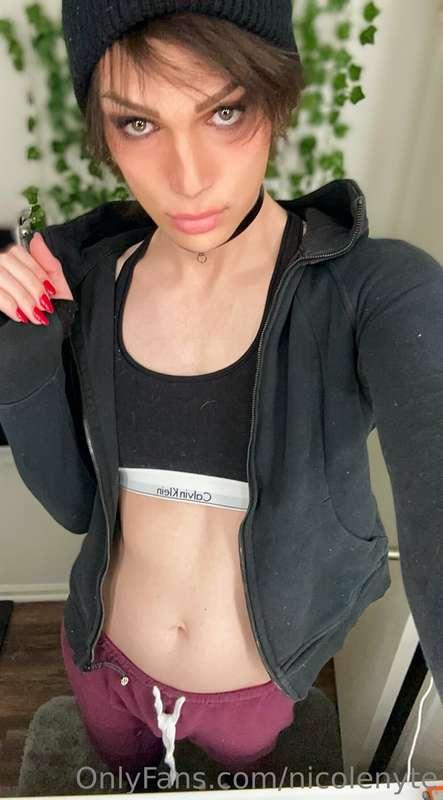 ❤️💚🖤🤎