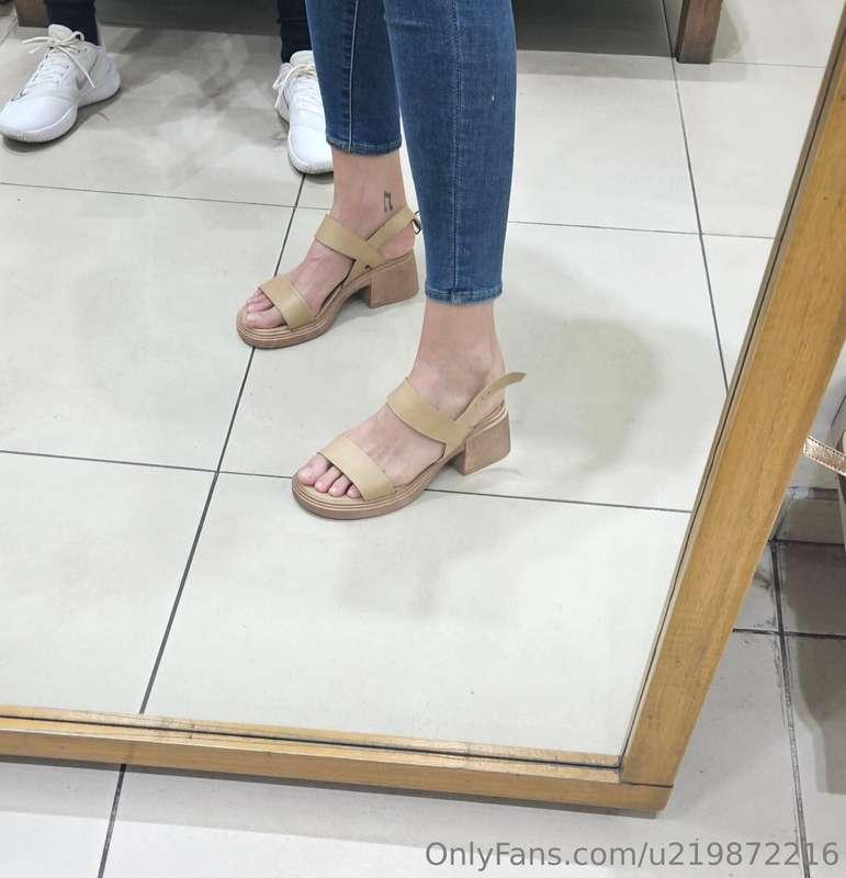 Who wanna see me in these!?🔥