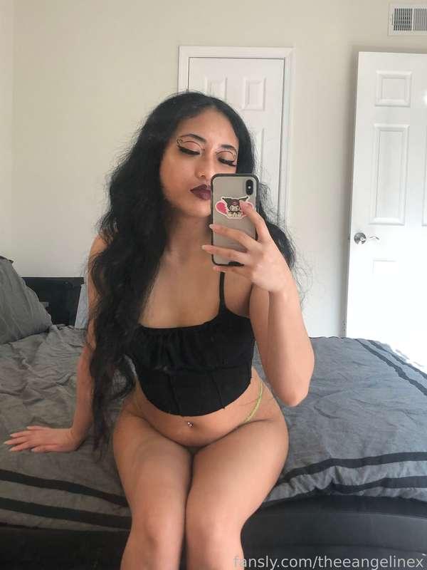 theeangelinex image #1