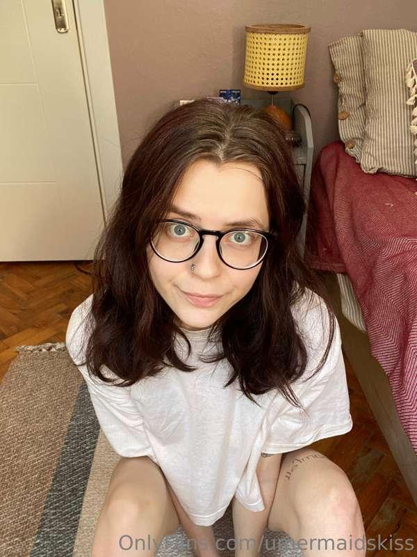 if i’m cute cum on my face!!