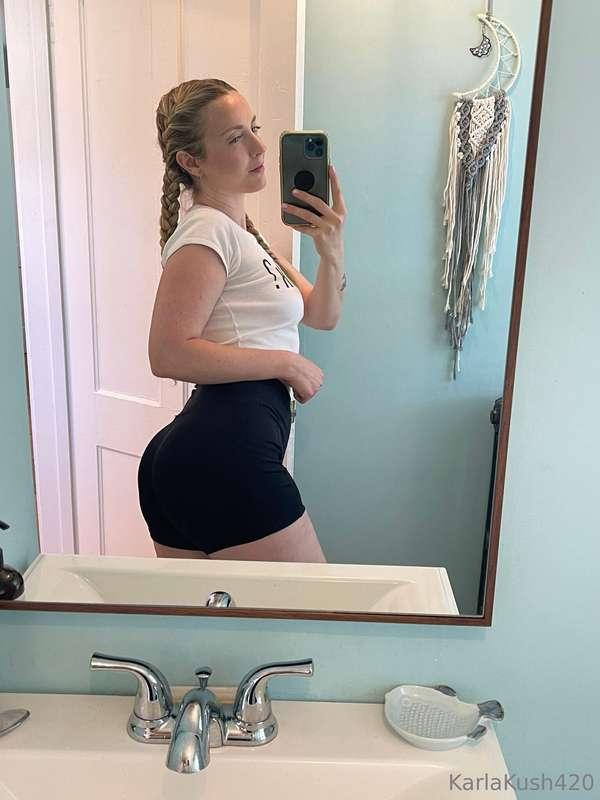 Hot selfie🔥