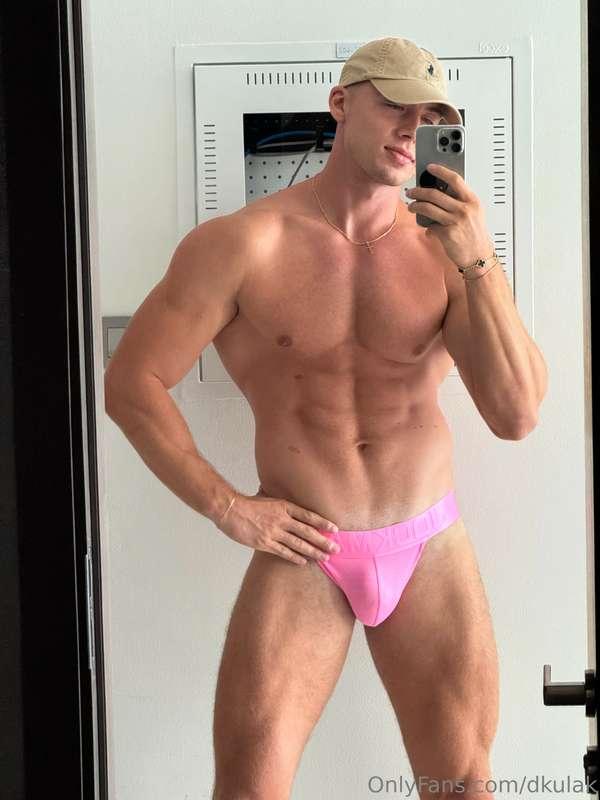 Do you want something new with this jockstrap?😈