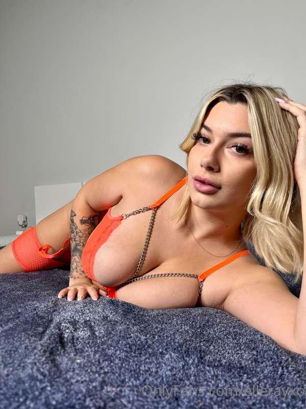 Let’s have some fun 😈 DM me 🥵 