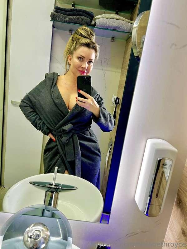 Bathroom behind me, but just one thought on my mind... can y..