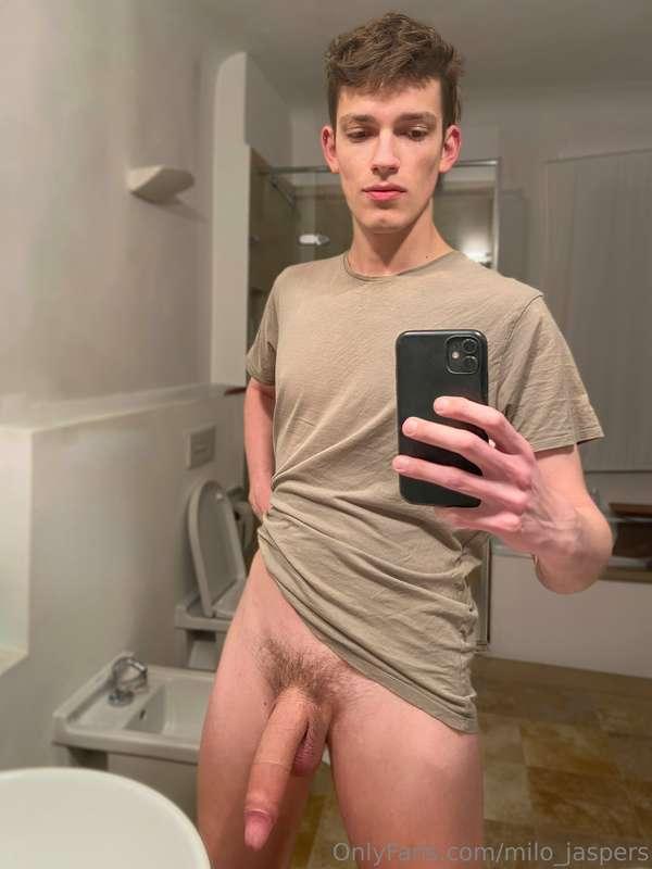 Sometimes I'm so horny, I can't fall asleep ✨ Swipe to see m..