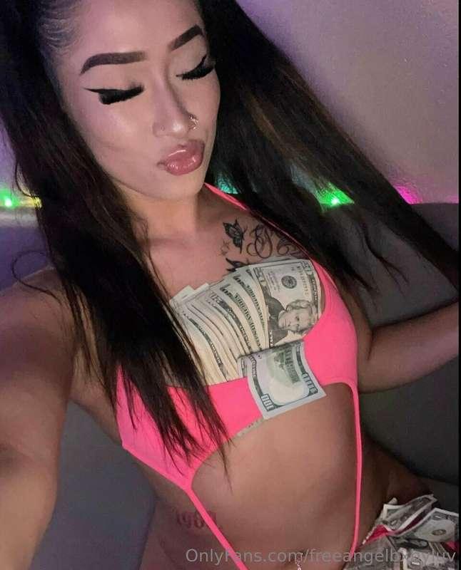 Love getting spoiled 🥰