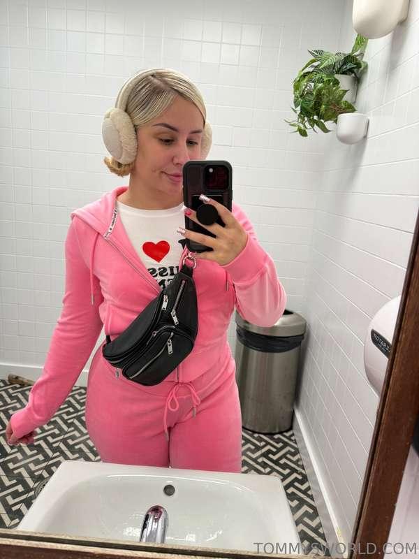 Looking cute, but I'm not wearing any underwear under this l..