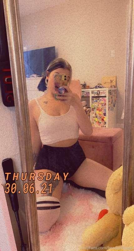 knee high socks 4 lyfe