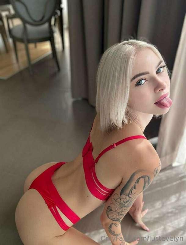 🍓DON'T MISS @rosi_rosee THIS HOT PUSSY😻

😋Follow @rosi_rosee..