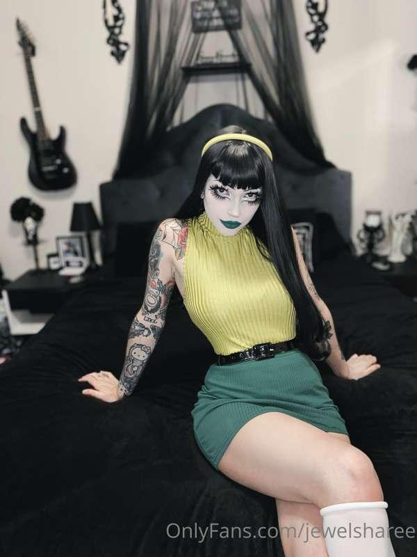 Bad monster girl 💚🧟‍♀️

Sorry I’m a little late on posting t..