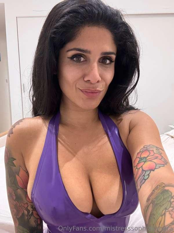 Hot 🥵 in London 