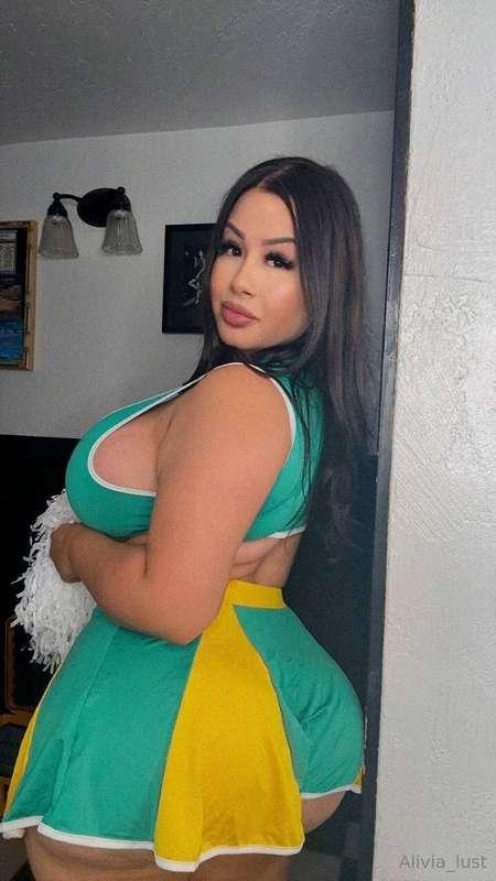 Cheerleader fantasy unlocked… now bend me over the bleachers..