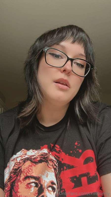 Mommy got a new hair cut! 