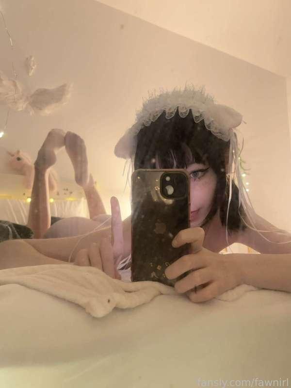 Do you wanna play with this kitty :3


#goth #emo #tits #ass #petplay #collar #petite #18