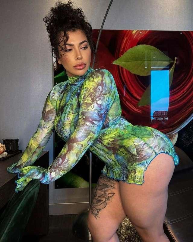Have you been praising your Goddess as much as you should? 😈