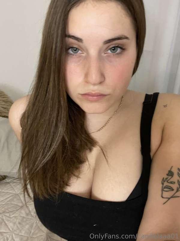 Just simple look, but I'm all kinds of seductive 😉