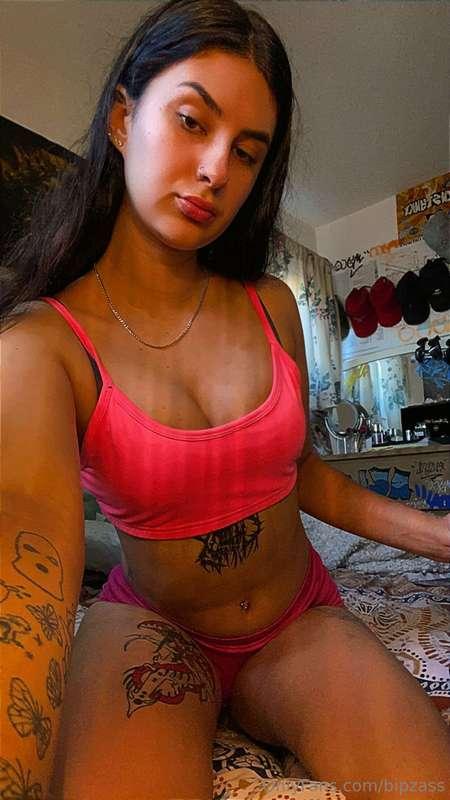 New sexy tn pics n smoking vid coming in you inbox tonight s..