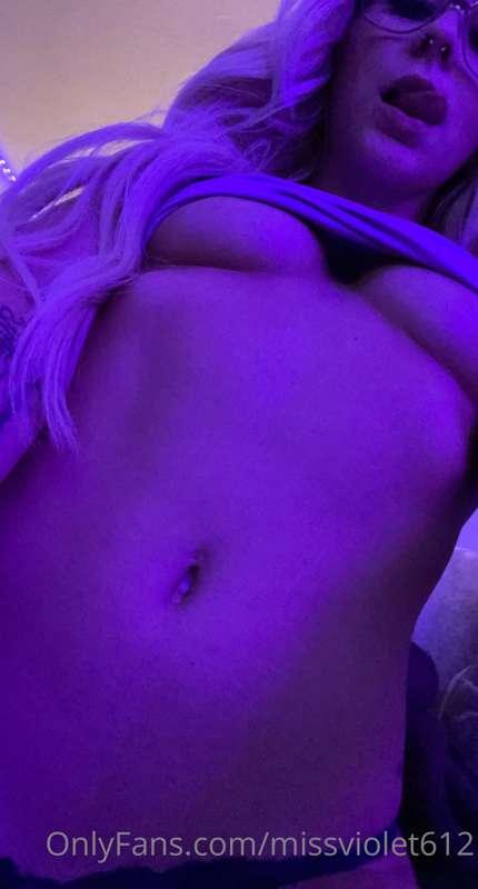 Good night baby😘 don’t forget to check your messages later t..