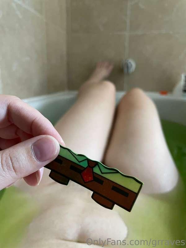 grrraves image #0